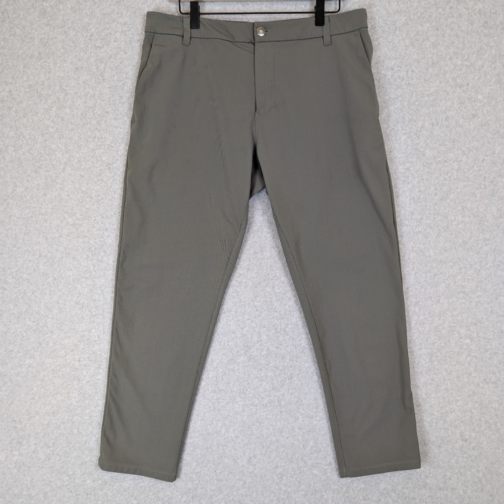 Lululemon Commission Pants Men's 35X28 Gray Sage Classic Fit Chino M5AEVS